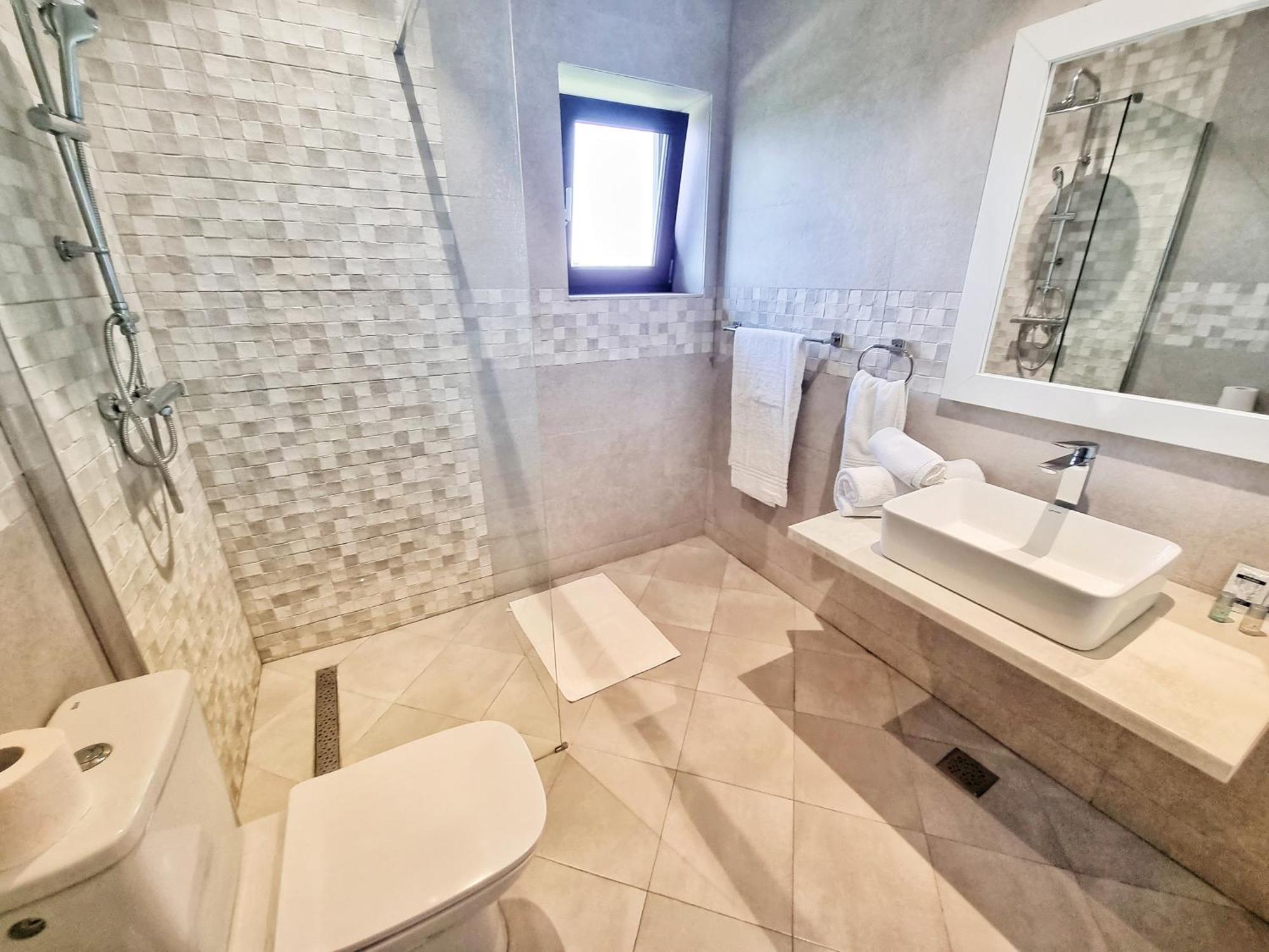 Casa Cochilia - Camera Privata In Localitatea Tuzla Extérieur photo